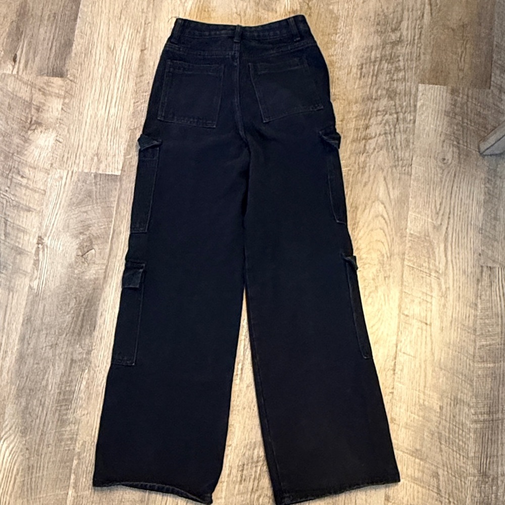 Black Wide Leg Cargo‎ Pants Women's Utility Cargo Pants - Picture 2 of 4